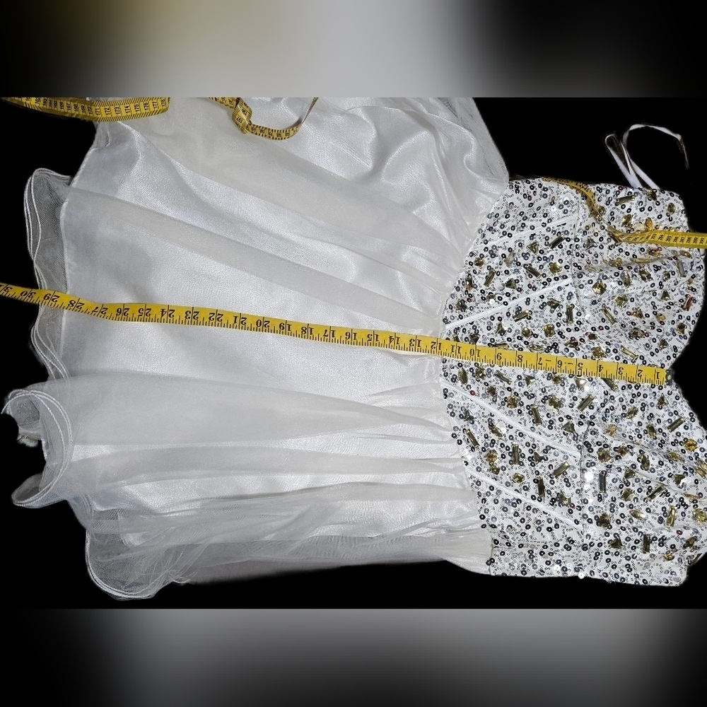 Deb Strapless White and Gold Dress. Size 22. Chiffon Flare Skirt - Picture 9 of 12
